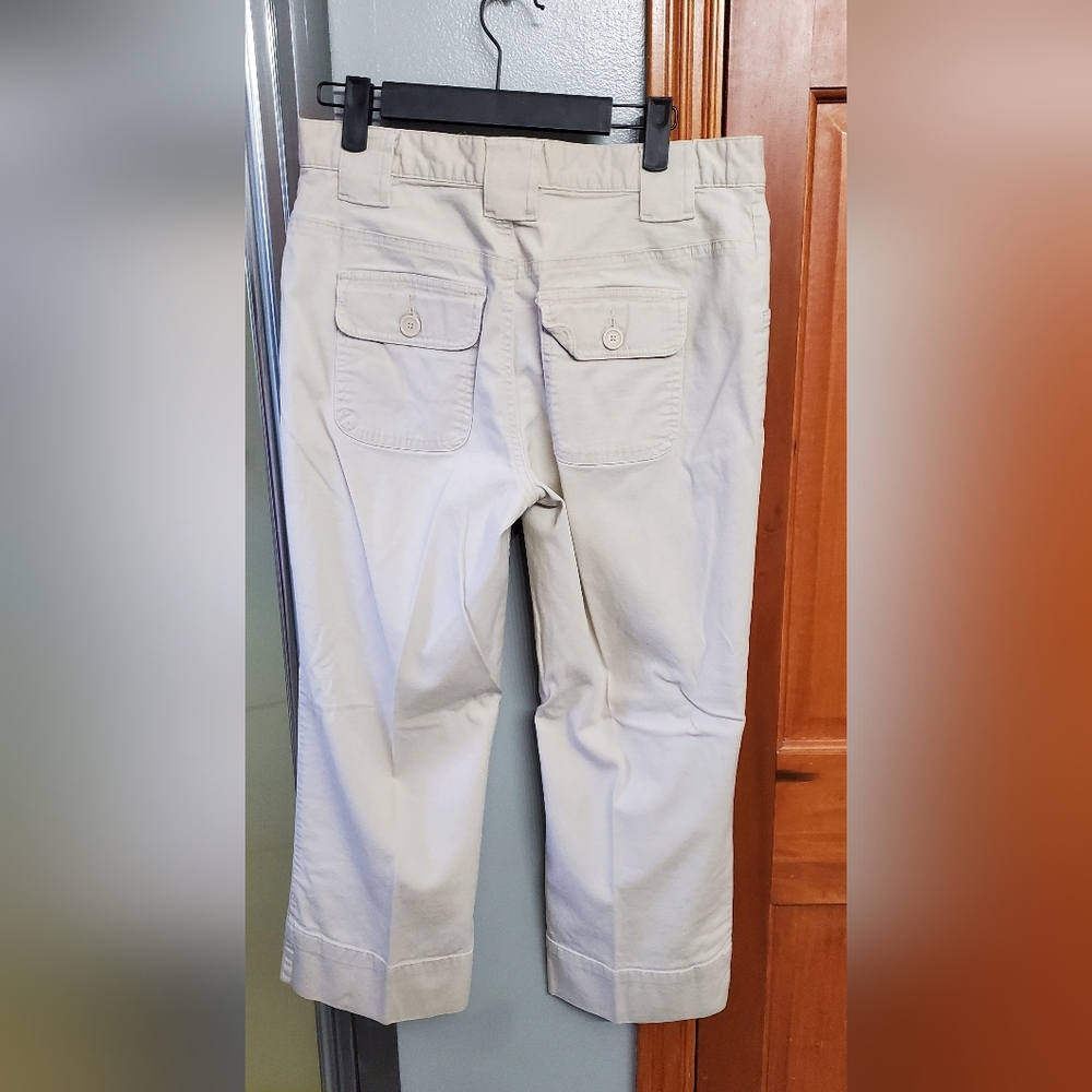 Capris - Picture 2 of 4